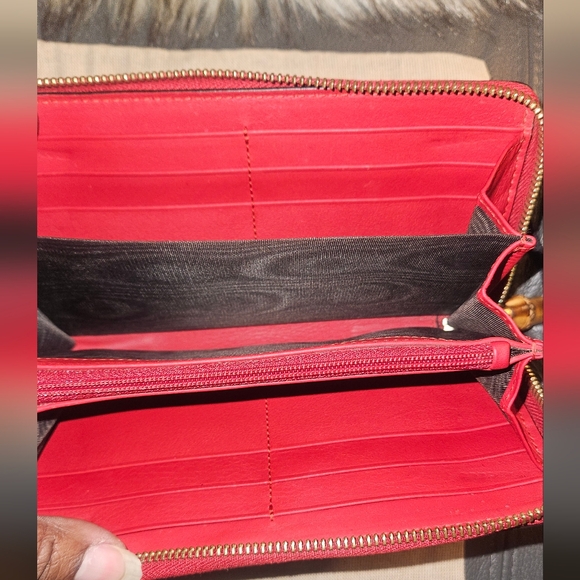 Gucci Bamboo Pearl Zip Around Long Wallet - Picture 5 of 5